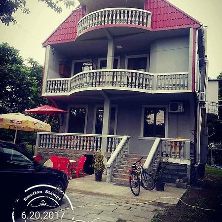 Guest House "Sulo" Kobuleti Exterior photo
