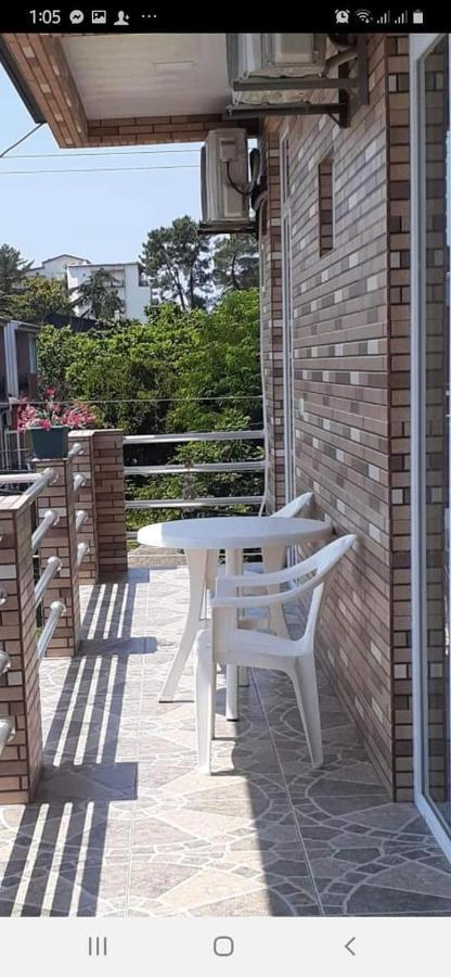 Guest House "Sulo" Kobuleti Exterior photo