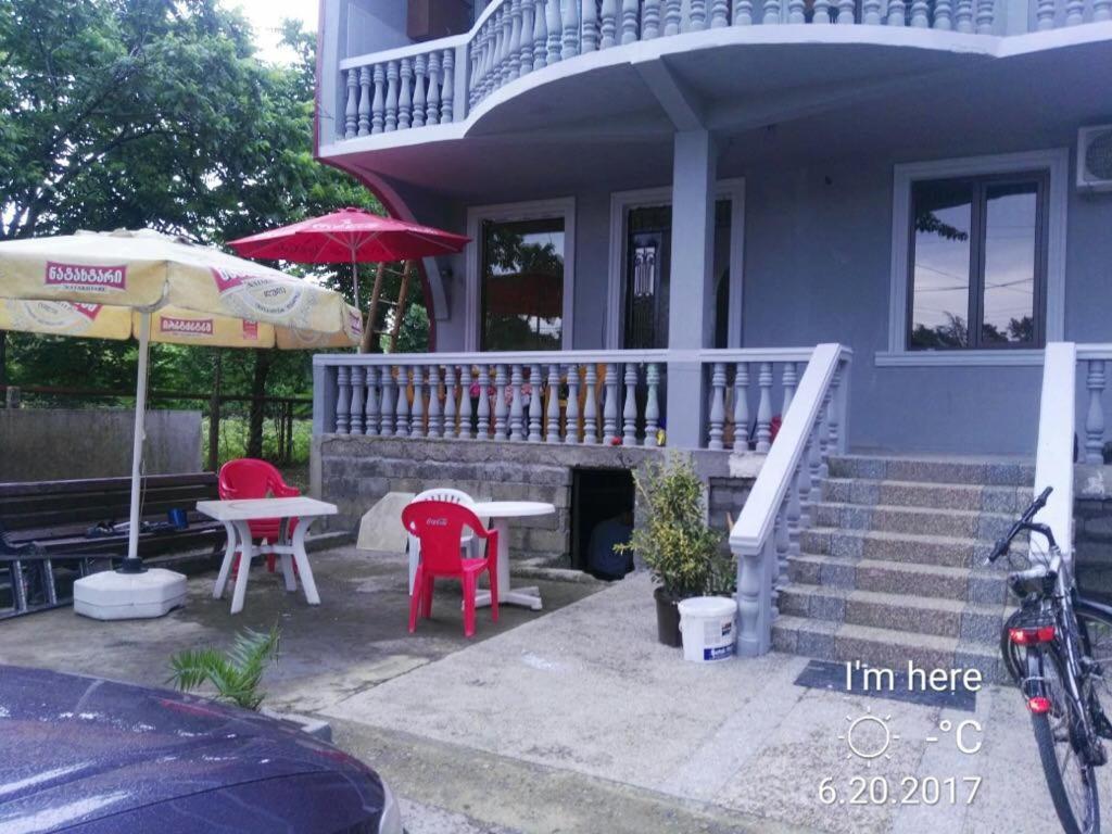 Guest House "Sulo" Kobuleti Exterior photo